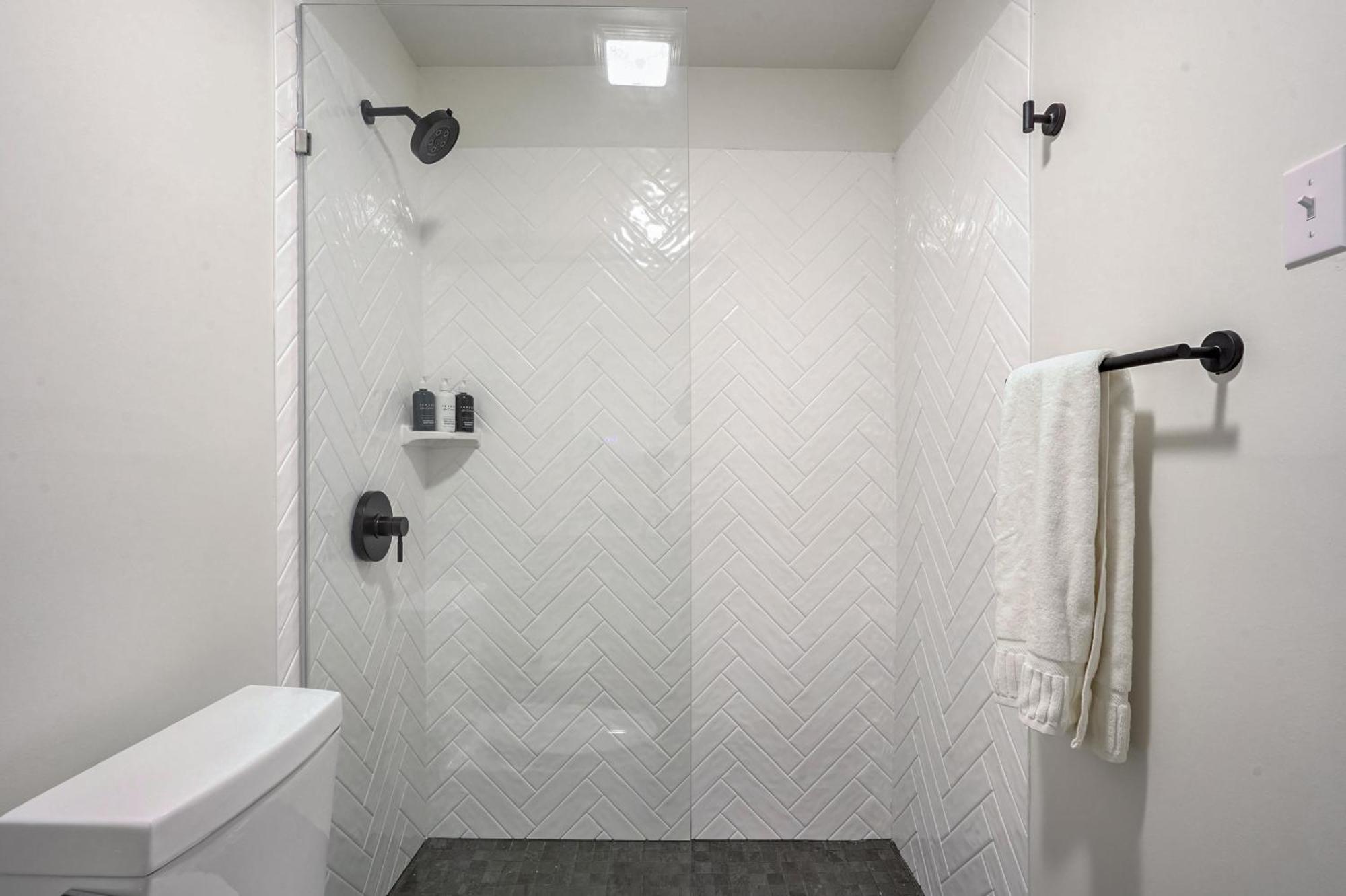 Redamo Suites Jefferson Luaran gambar