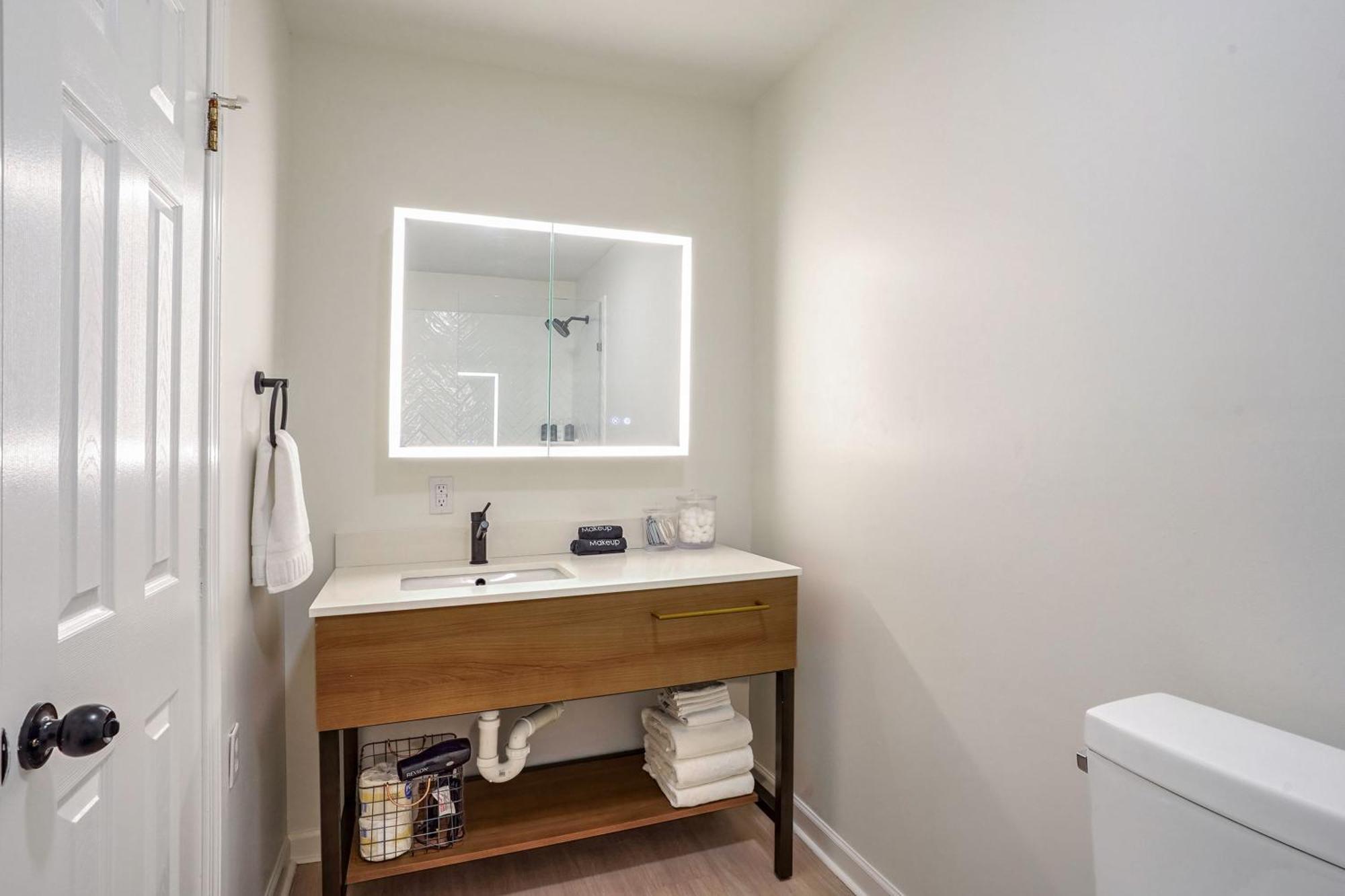 Redamo Suites Jefferson Luaran gambar