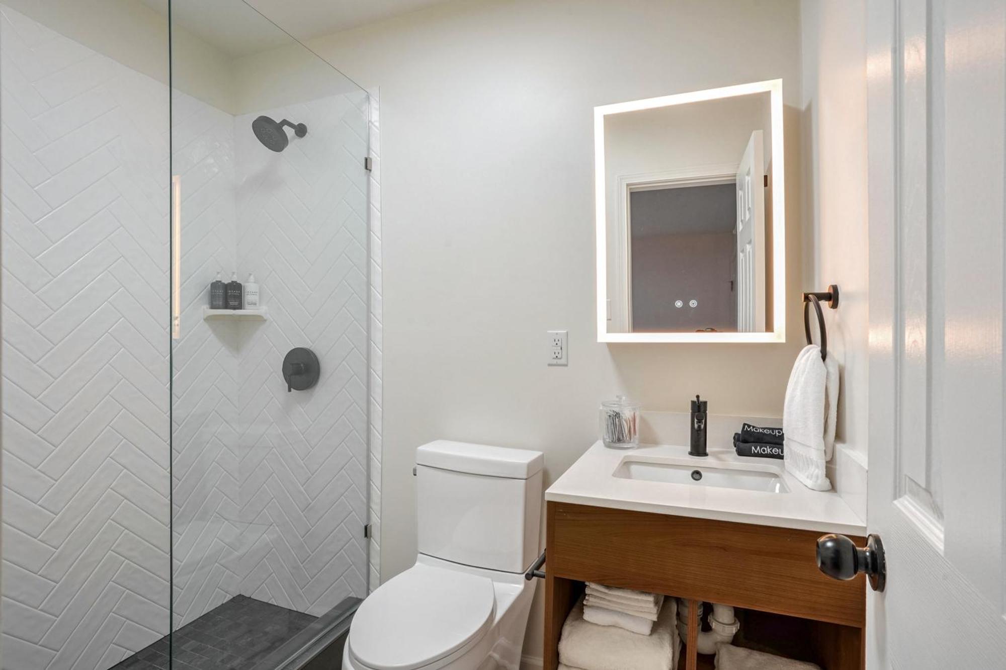 Redamo Suites Jefferson Luaran gambar